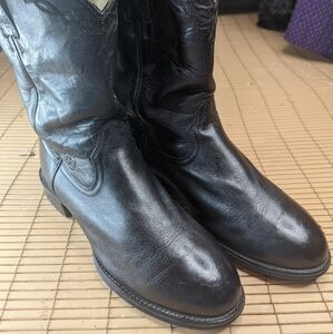 Ariat Heritage Roper Boots Men's 9 EE Western Black Rancher Cowboy Gently Worn.